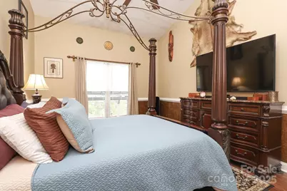 10209 Ashley Farm Drive, Matthews, NC 28105 - Photo 15