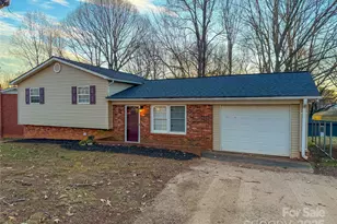 130 Powder Horn Rd, Mooresville, NC 28115 - Photo 1