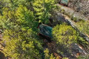 68 Bear Den Mountain View Dr, Spruce Pine, NC 28777 - Photo 25