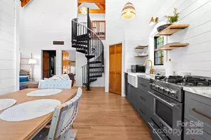 68 Bear Den Mountain View Dr, Spruce Pine, NC 28777 - Photo 9