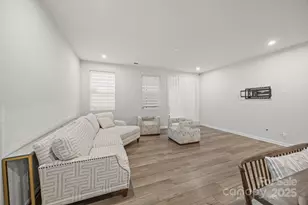 3252 Cheyney Park Dr, Charlotte, NC 28269 - Photo 33