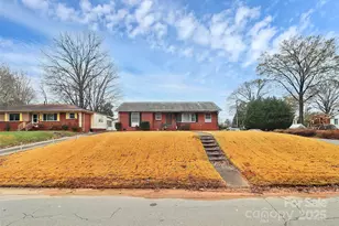 4630 Kipling Dr, Charlotte, NC 28212 - Photo 9