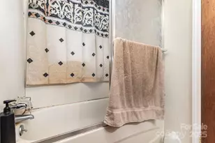 117 Thomas Ave, Oakboro, NC 28129 - Photo 7