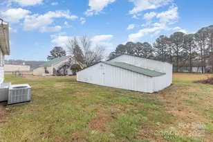 117 Thomas Ave, Oakboro, NC 28129 - Photo 9