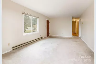 21 W Chapel Road, Asheville, NC 28803 - Photo 3