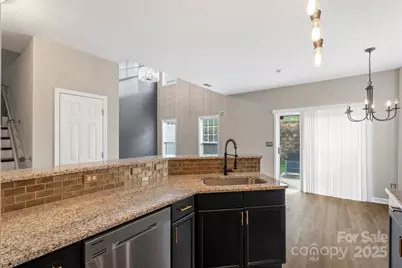 5450 Franklin Springs Circle, Charlotte, NC 28217 - Photo 13