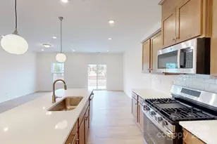 1018 Overbrook Pl, Wingate, NC 28174 - Photo 7