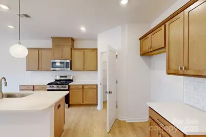 1018 Overbrook Place, Wingate, NC 28174 - Photo 5