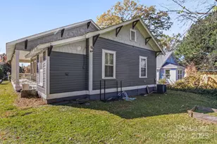 813 E 35th St, Charlotte, NC 28205 - Photo 29