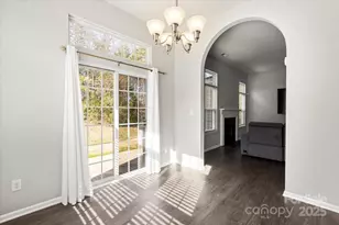 2203 Oakhurst Ct, Kannapolis, NC 28081 - Photo 9