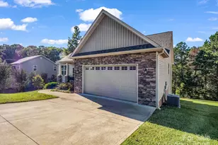 261 Glendower Ln, Chesnee, SC 29323 - Photo 5