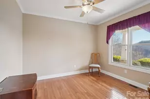 959 Silverglen Wy, Hendersonville, NC 28792 - Photo 21