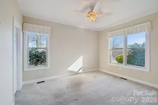 959 Silverglen Wy, Hendersonville, NC 28792 - Photo 31