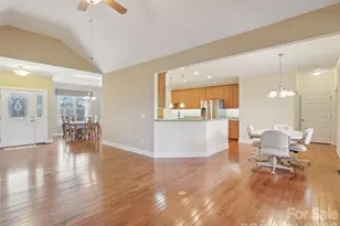 959 Silverglen Wy, Hendersonville, NC 28792 - Photo 15