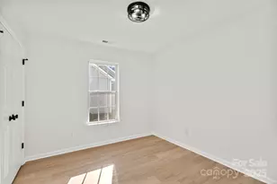 333 E Village Dr, Monroe, NC 28112 - Photo 11