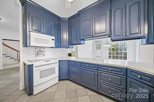 3015 Hamptonbrook Dr, Gastonia, NC 28056 - Photo 11