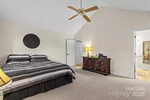 7022 Plott Rd, Charlotte, NC 28215 - Photo 17