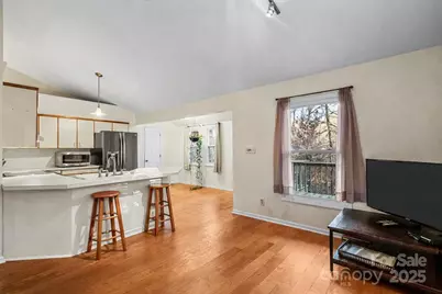 7022 Plott Road, Charlotte, NC 28215 - Photo 9