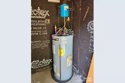 2819 Royal Ridge Lane, Charlotte, NC 28212 - Photo 13