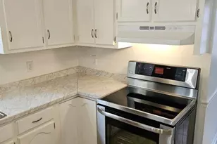 2819 Royal Ridge Ln, Charlotte, NC 28212 - Photo 3