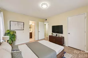 430 Queens Rd, Charlotte, NC 28207 - Photo 13