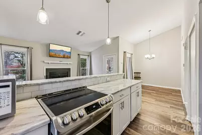 430 Queens Road #732, Charlotte, NC 28207 - Photo 7