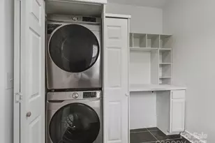 2009 Hamorton Pl, Charlotte, NC 28205 - Photo 23