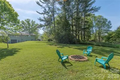 65 Lakeview Street, Clyde, NC 28721 - Photo 19