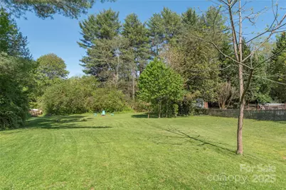 65 Lakeview Street, Clyde, NC 28721 - Photo 17