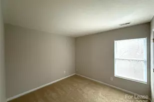 1323 Winding Branch Ct, Charlotte, NC 28216 - Photo 13