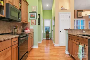 301 Qualla Cir, Brevard, NC 28712 - Photo 19