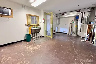 297 Hillside St, Asheville, NC 28801 - Photo 29