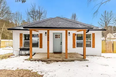 126 Laura Road, Mooresville, NC 28117 - Photo 1