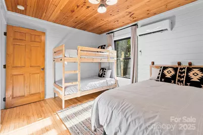 100 Bear Den Mountain View Drive, Spruce Pine, NC 28777 - Photo 11