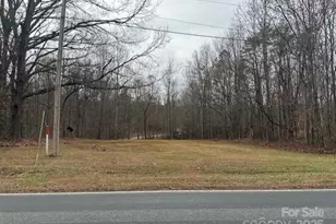 1651 Mollys Backbone Rd, Sherrills Ford, NC 28673 - Photo 1