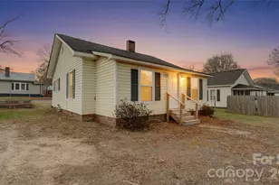 1003 N Cannon Blvd, Kannapolis, NC 28083 - Photo 1