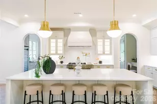 1118 Kingscross Dr, Charlotte, NC 28211 - Photo 15