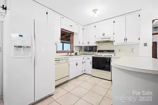 306 Parkway Village Dr, Boone, NC 28607 - Photo 11