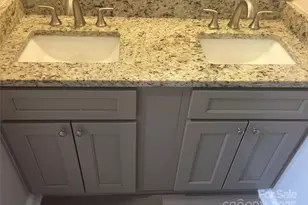 12702 Landing Green Dr, Charlotte, NC 28277 - Photo 23