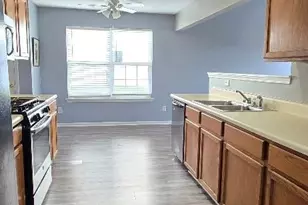 10623 Campion Ct, Charlotte, NC 28213 - Photo 5