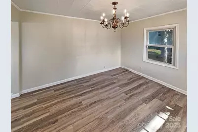212 N Morris Street, Kings Mountain, NC 28052 - Photo 5