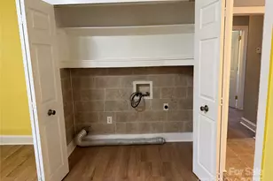 2505 Moreland St, Charlotte, NC 28208 - Photo 17