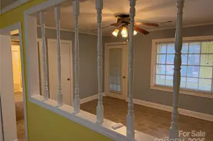 2505 Moreland St, Charlotte, NC 28208 - Photo 15