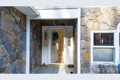 194 Ridgeview Drive, Whittier, NC 28789 - Photo 9