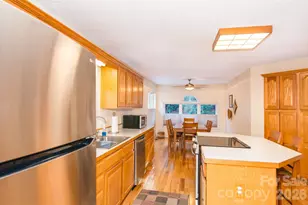 194 Ridgeview Dr, Whittier, NC 28789 - Photo 15