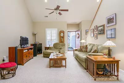 815 West Pointe Drive, Asheville, NC 28806 - Photo 5