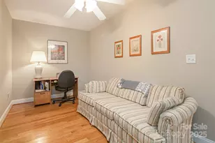 815 W Pointe Dr, Asheville, NC 28806 - Photo 21