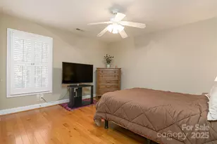 815 W Pointe Dr, Asheville, NC 28806 - Photo 17