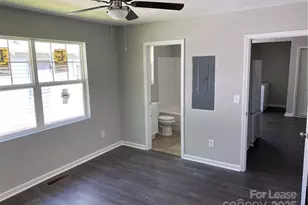 728 Pine St, Lincolnton, NC 28092 - Photo 5