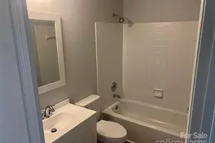 9619 Vinca Cir, Charlotte, NC 28213 - Photo 11